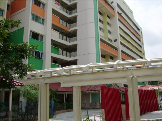 Tampines Street 42 thumbnail photo